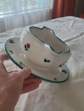 Gmundner Scattered Blossoms Gravy Boat with Saucer - Green Trim and Floral